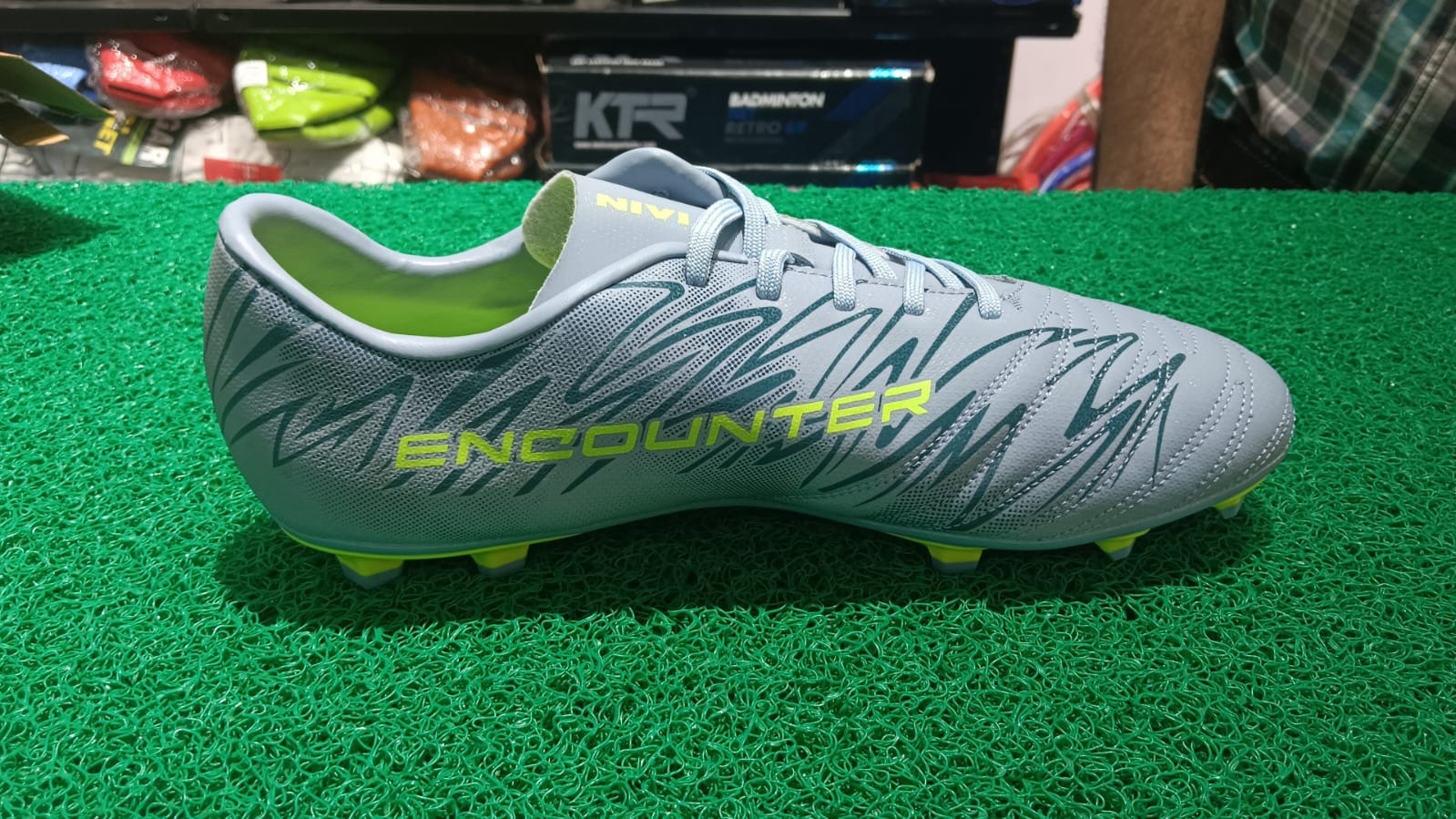 Encounter Football Cleats Nivia view 2