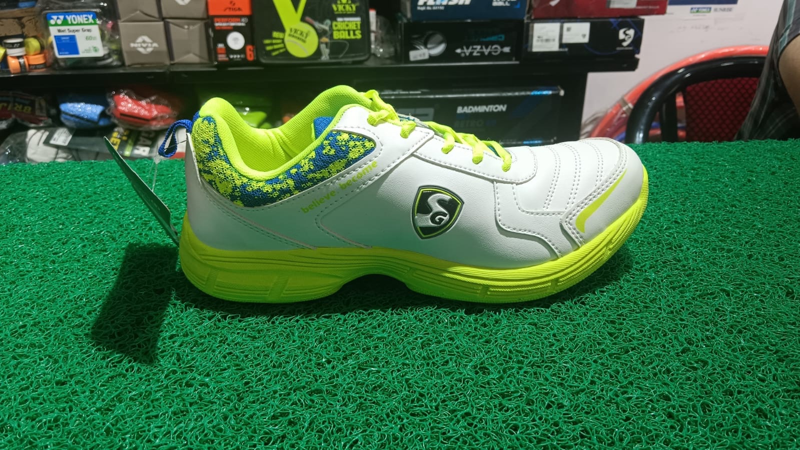 Sport Shoes view 2