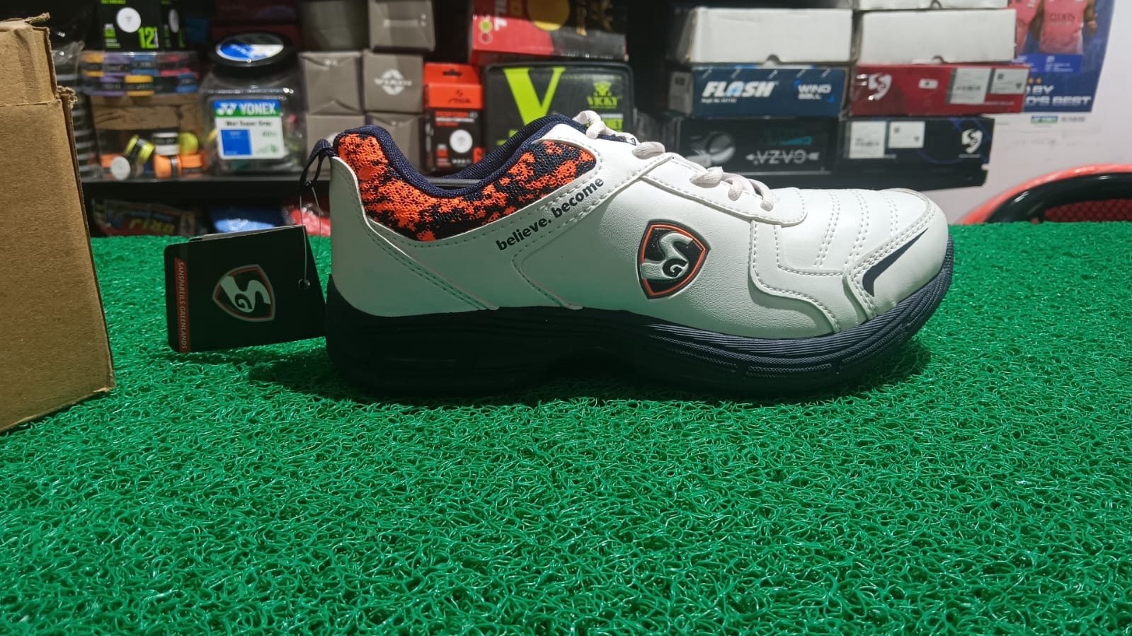 G Greenland Sports Shoes view 2