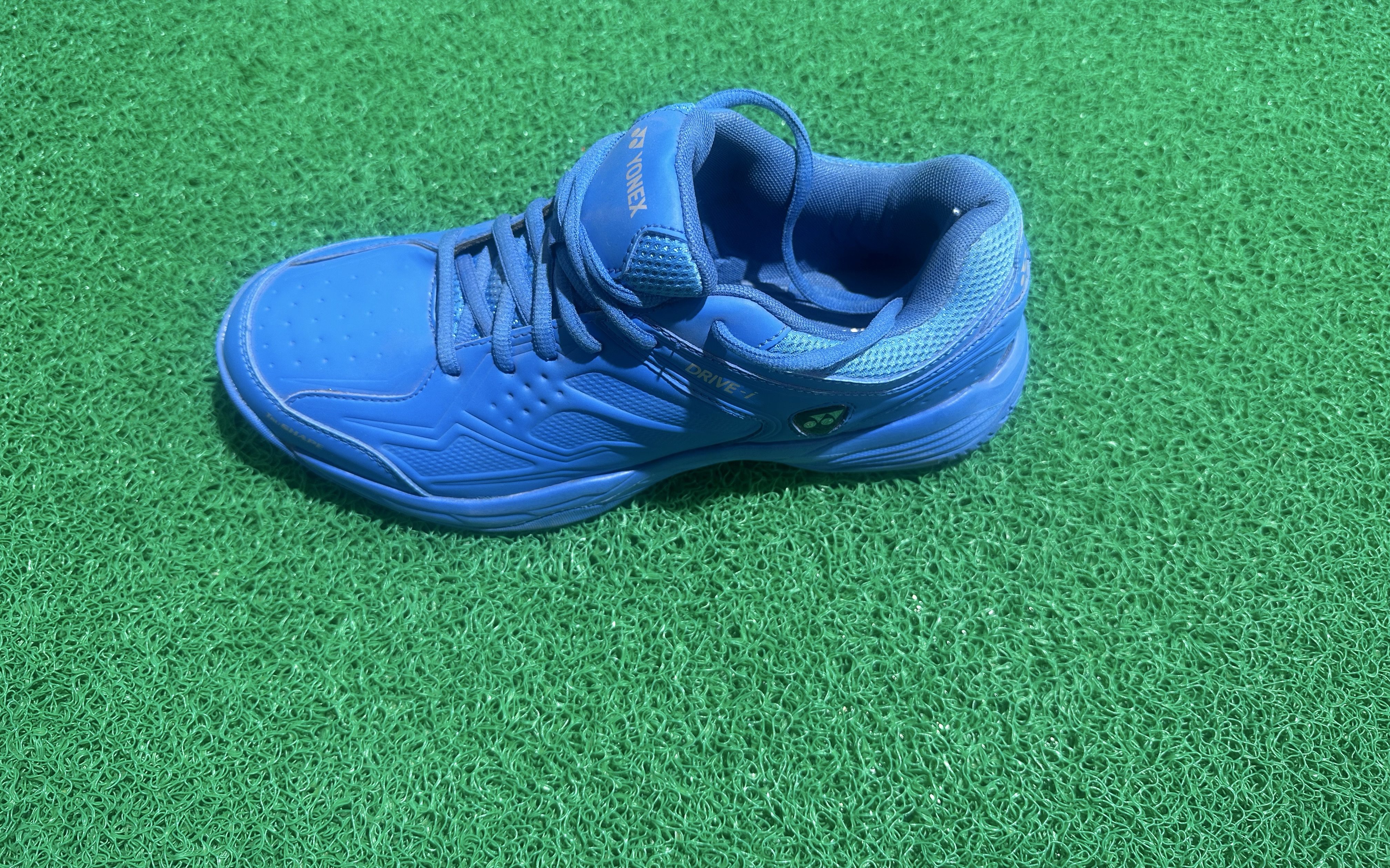 Yonex Drive Shoes view 2