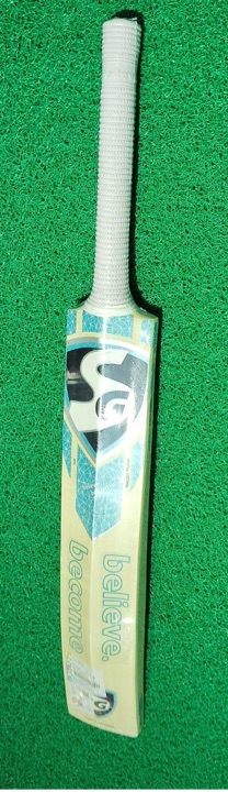 SG Max Cover Cricket Bat view 2