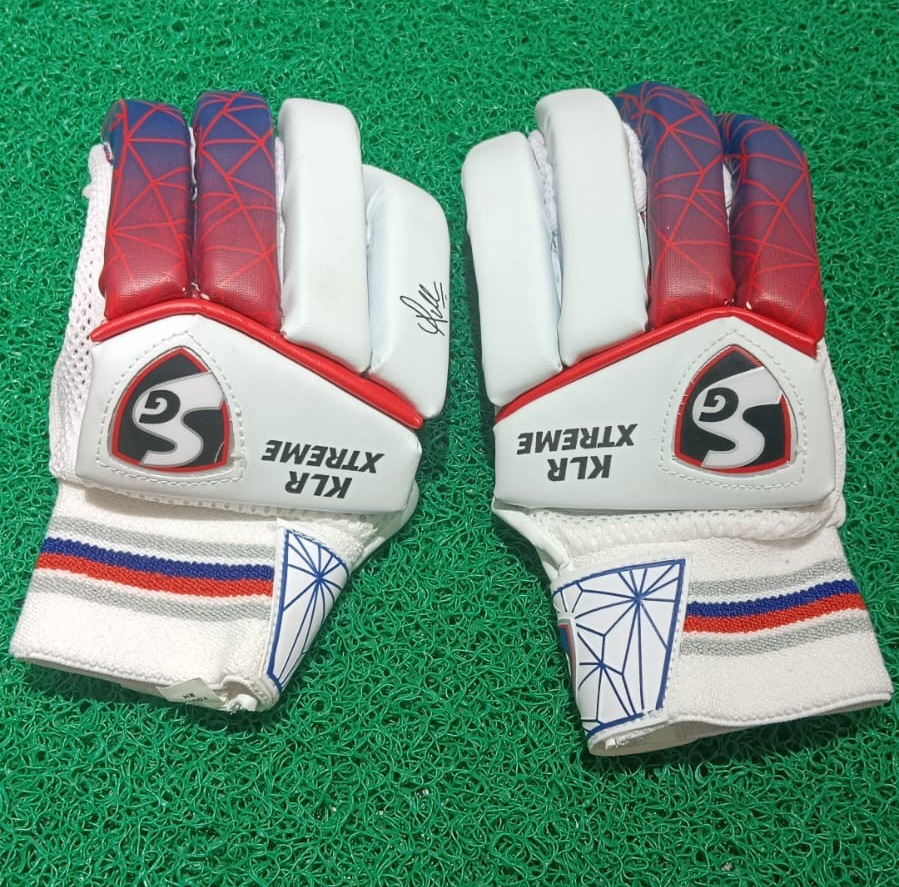 SG KLR Xtreme Gloves view 2