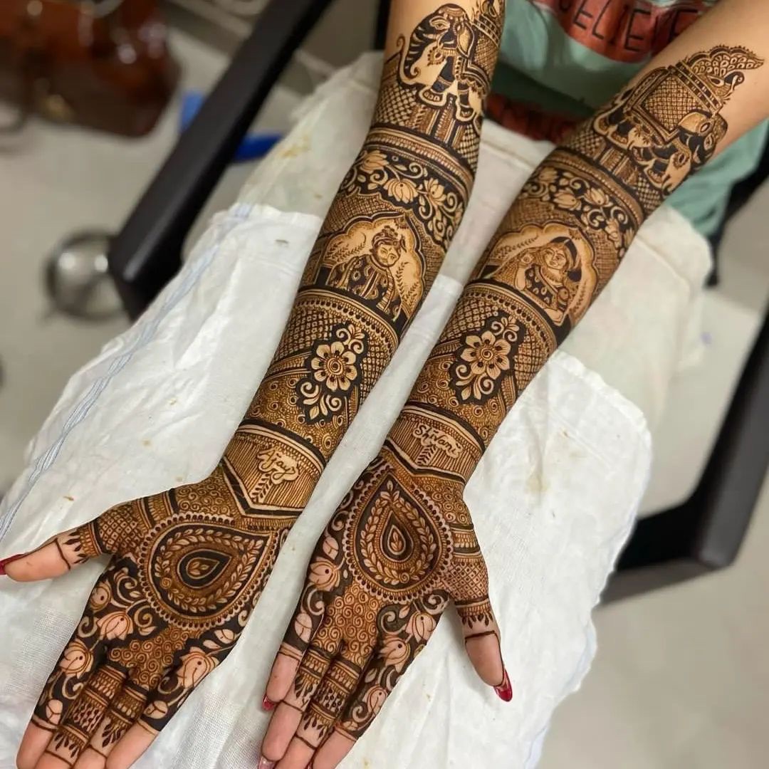 Traditional Mehndi Design view 2