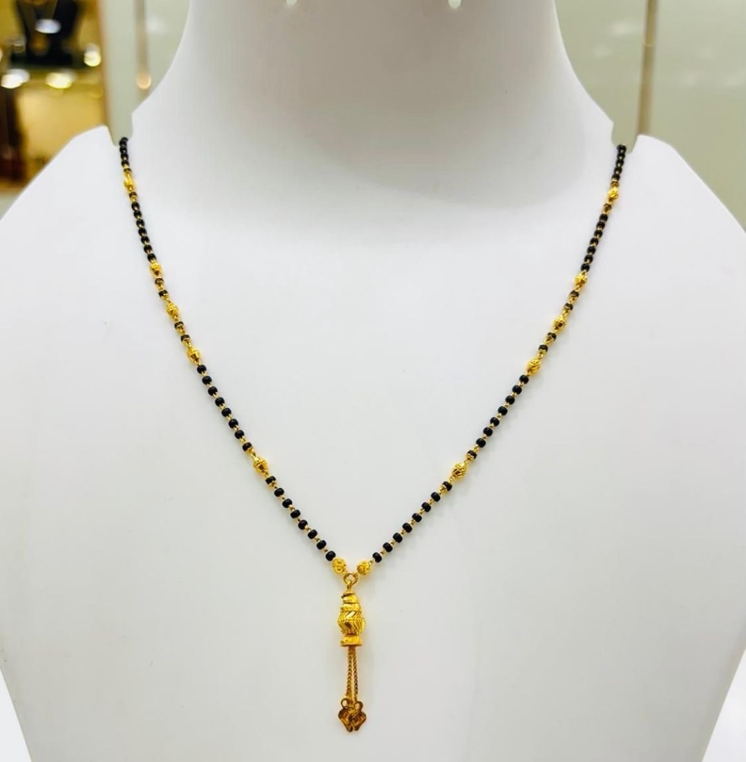 Traditionals Gold Mangalsutra view 2