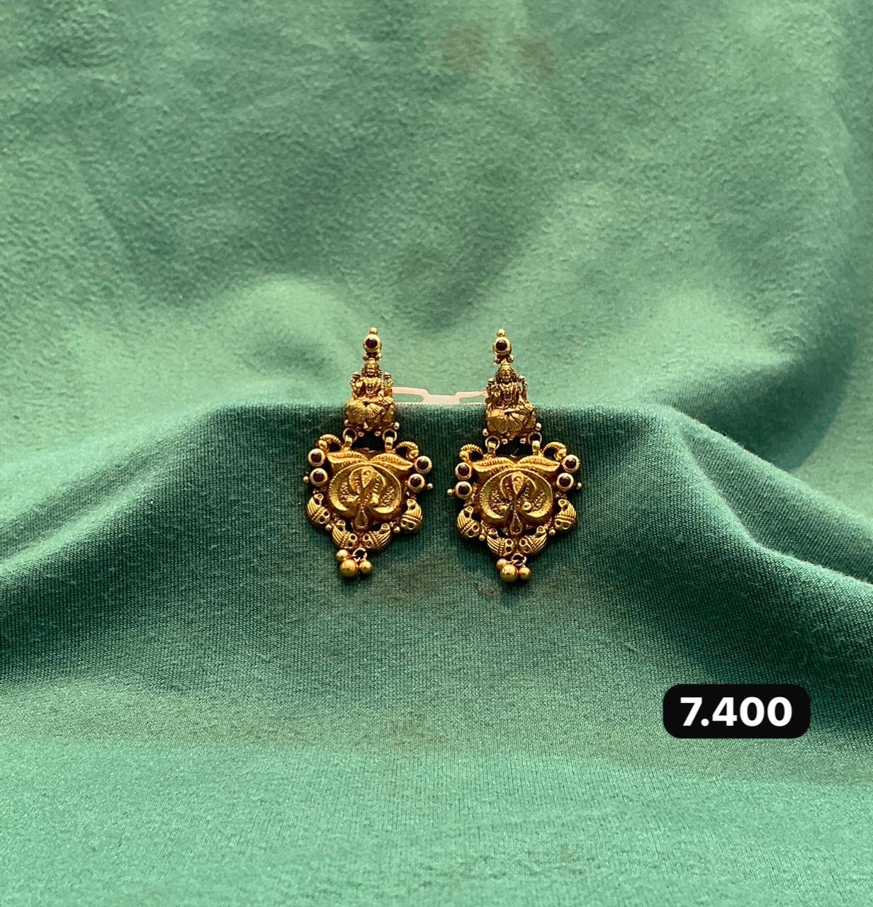 Antique Gold Earrings view 4