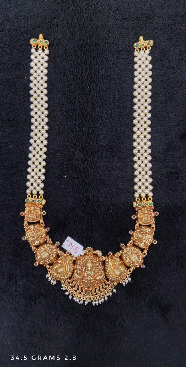 Traditional Antique Necklace view 2