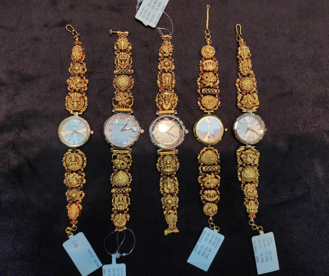 Traditional Gold Watch view 4