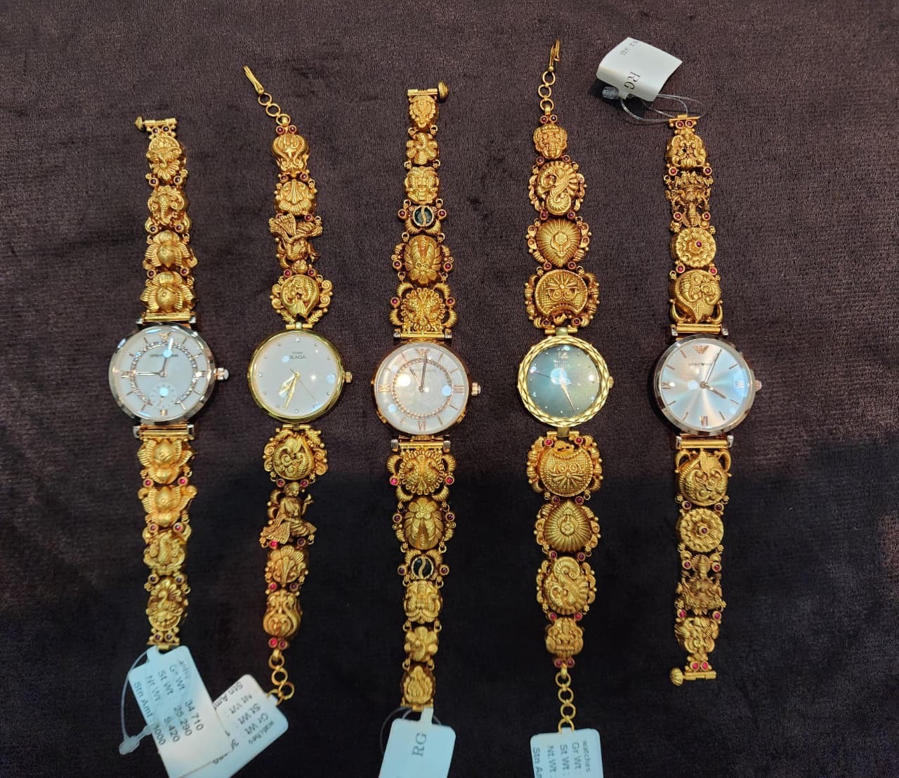 Traditional Gold Watch view 6
