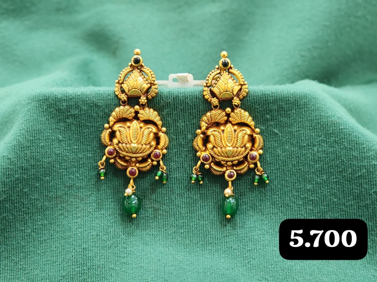 Chand Bali Earrings view 10