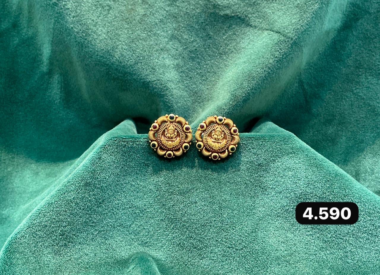 Traditional Lion Motif Earrings view 2