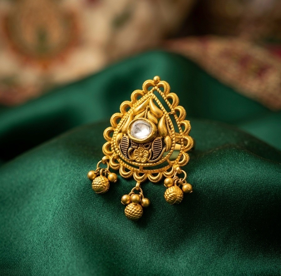 Traditional Gold Ring SJR1011 view 2