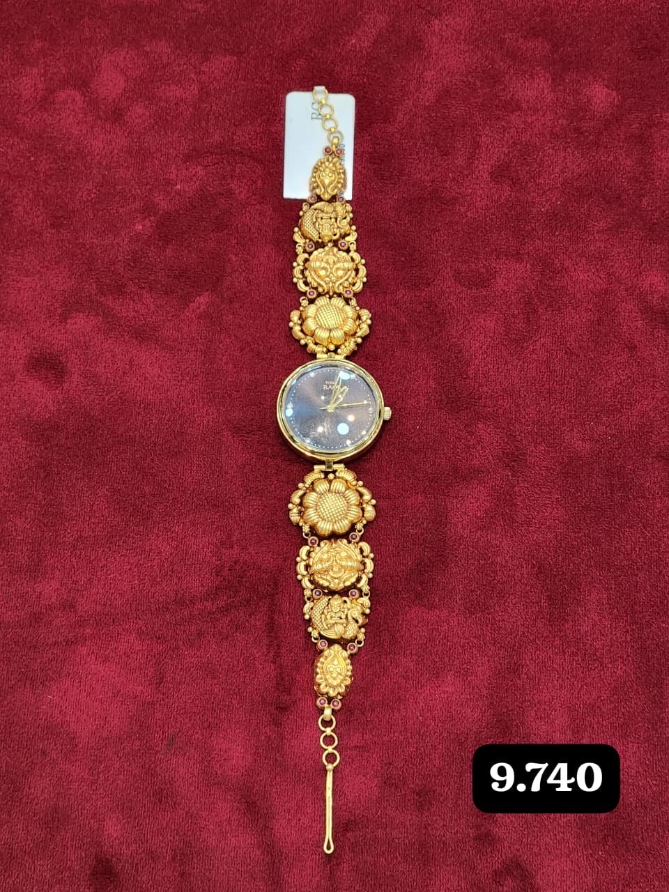 Gold Plated Traditional Watch view 7