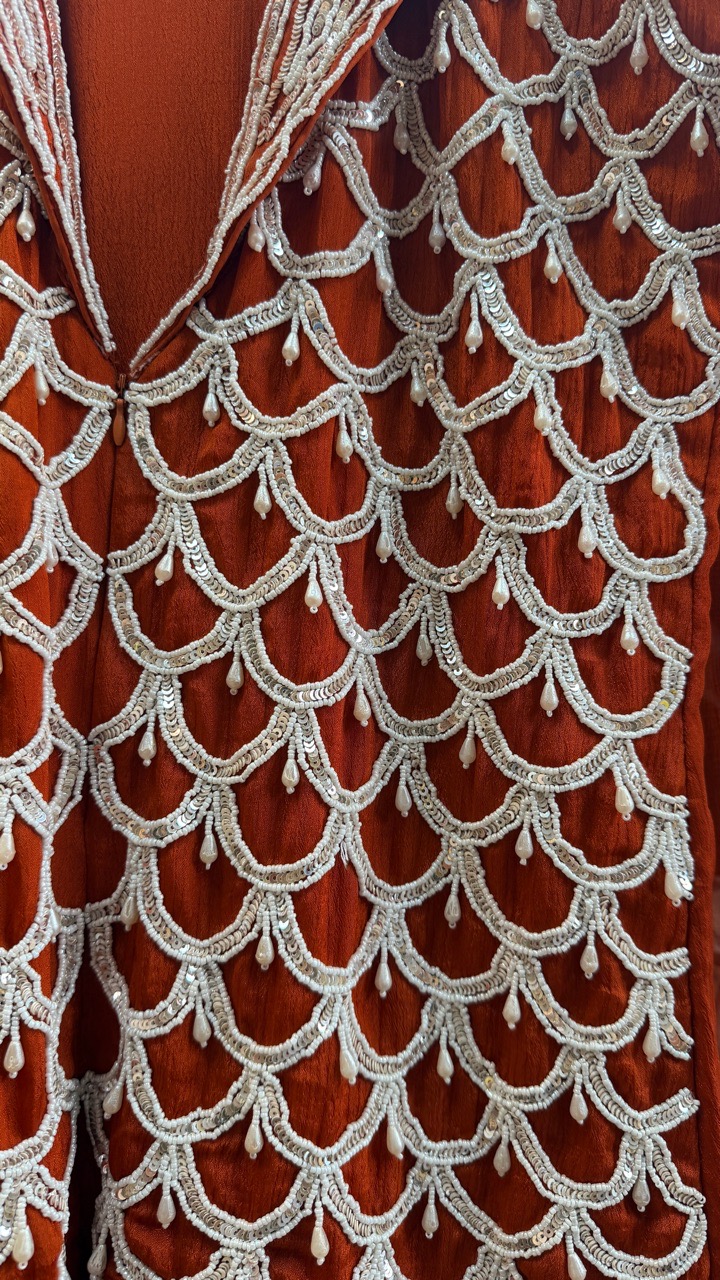 Hand Embroidered Anarkal Set view 2