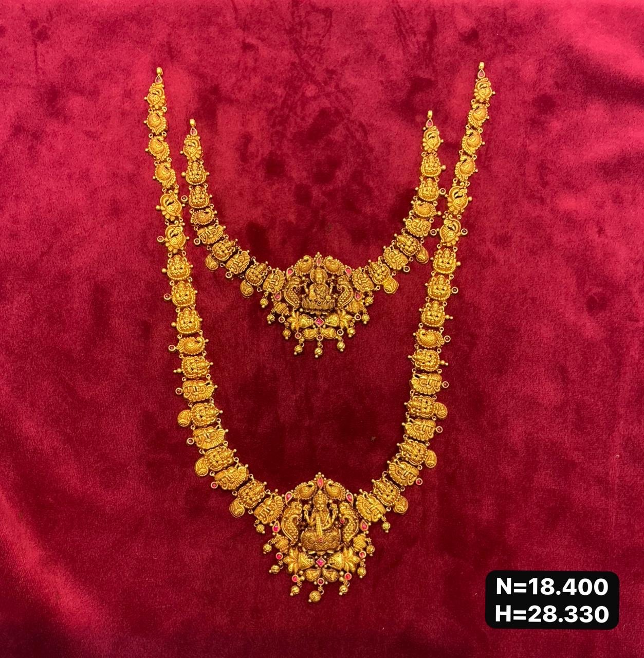 Gold Necklace Set view 5