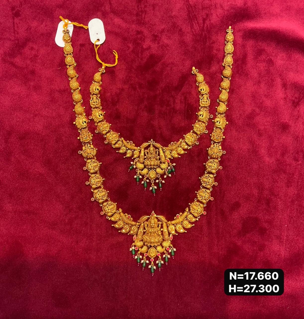 Gold Necklace Set view 7