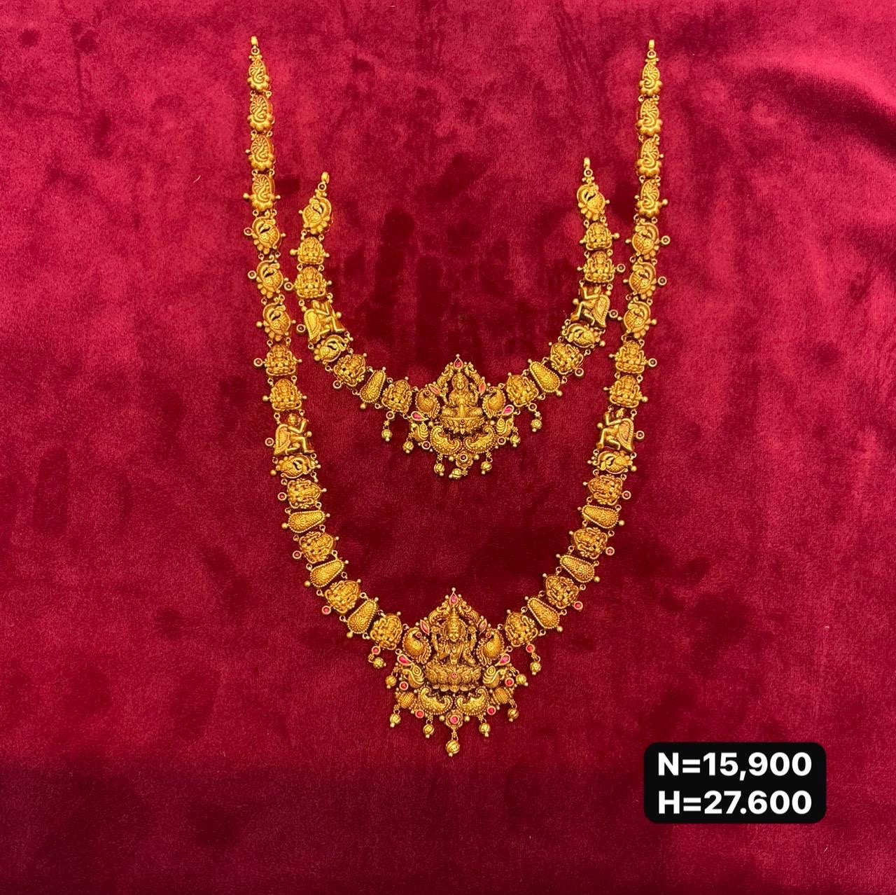 Gold Necklace Set view 9