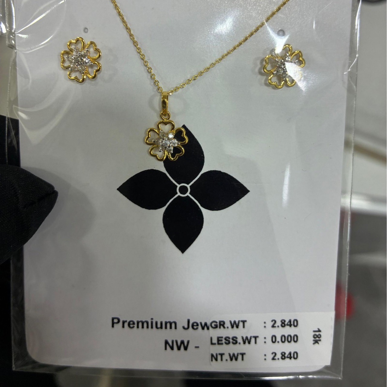 Premium Jewelry Necklace view 9