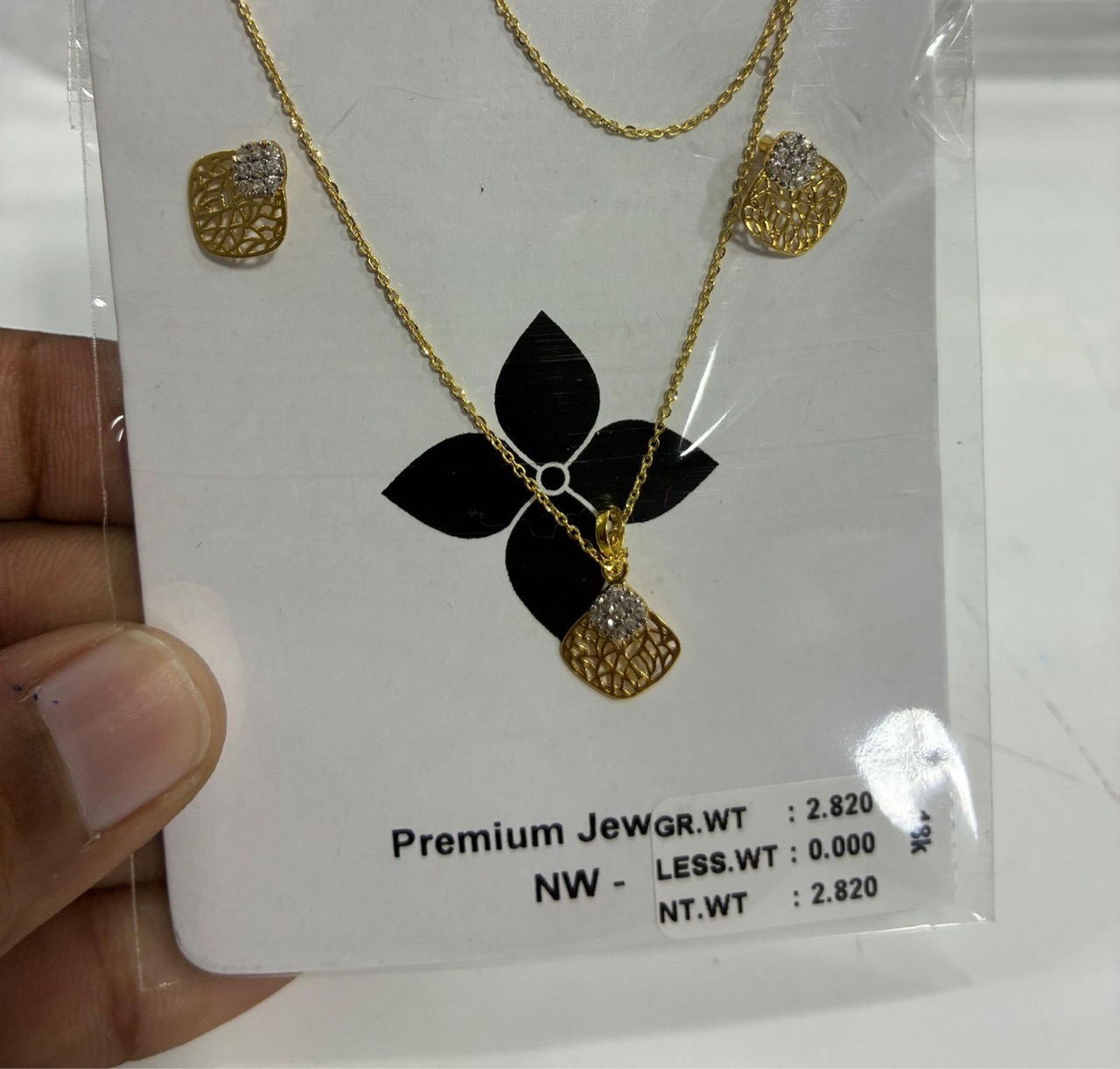 Premium Jewelry Necklace view 10