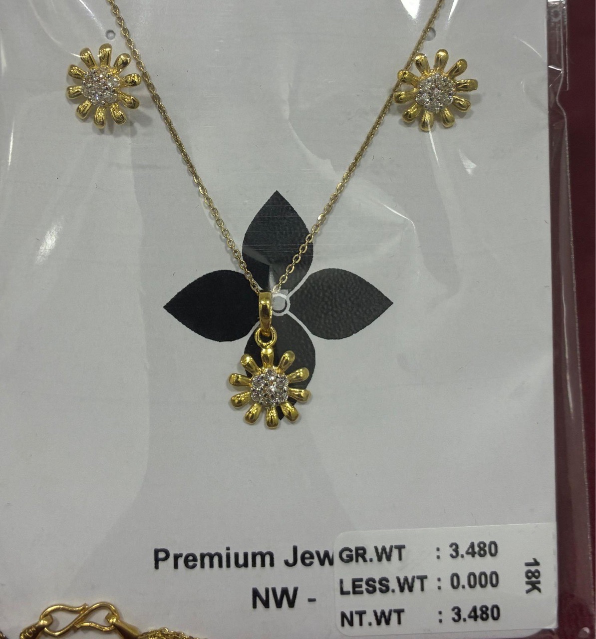 Gold Floral Pendant Set view 8