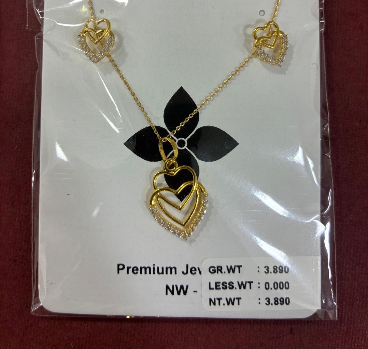 Gold Floral Pendant Set view 10