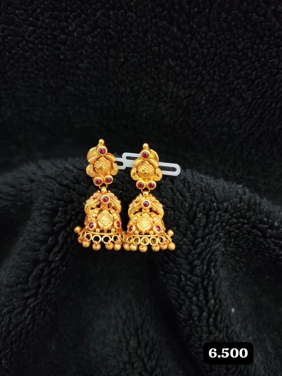 Intricate Gold Jhumka by Kalyan Karnataka Jewellers view 4