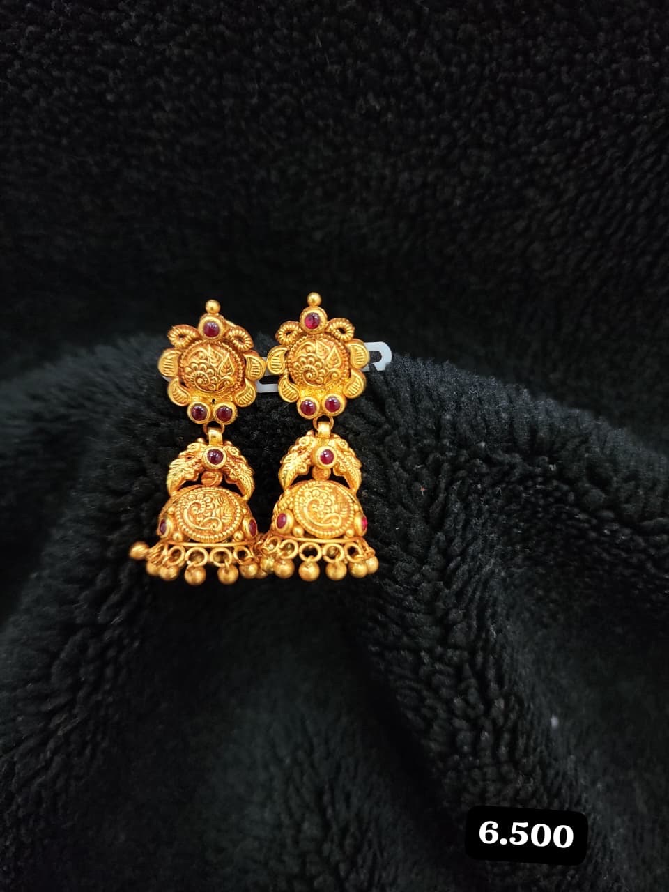 Intricate Gold Jhumka by Kalyan Karnataka Jewellers view 3