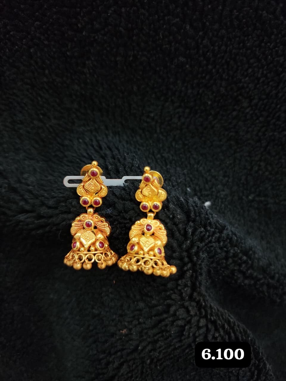 Intricate Gold Jhumka by Kalyan Karnataka Jewellers view 5