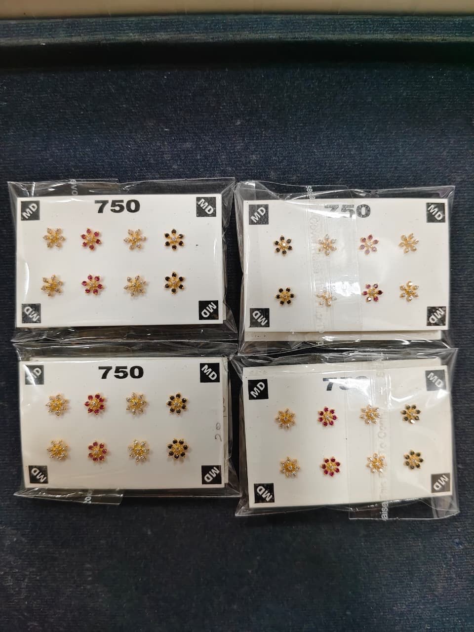 MD Earrings Set view 5