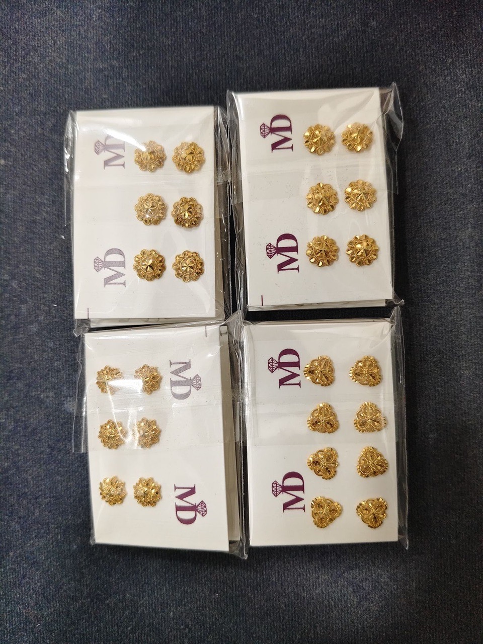 MD Earrings Set view 9