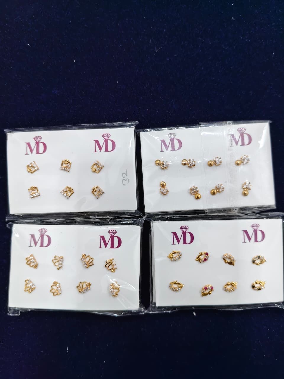 MD Earrings Set view 6