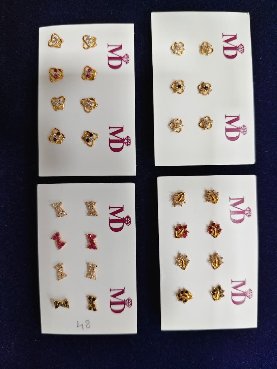MD Earrings Set view 8