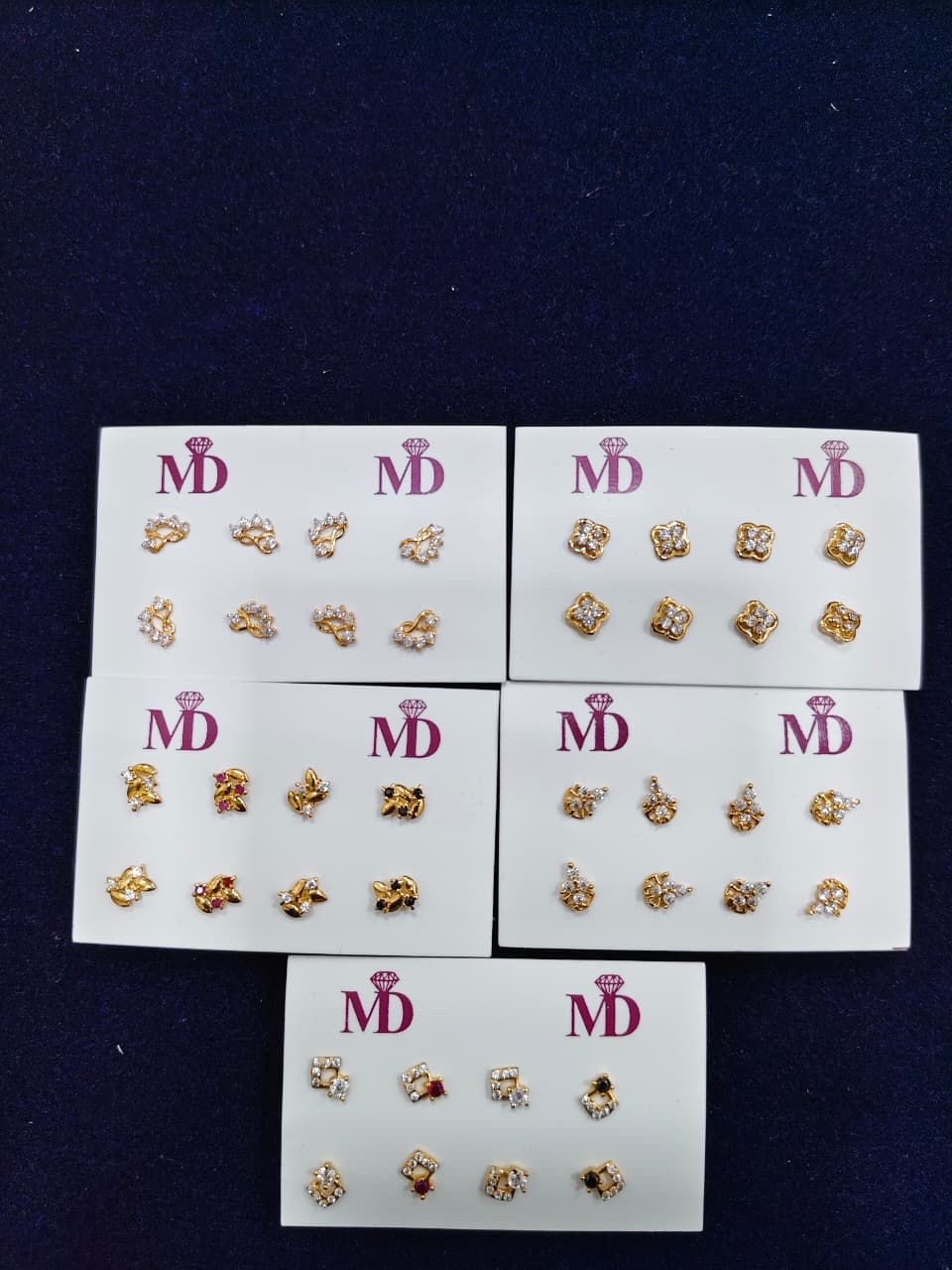 Traditional Gold Stud Earrings view 5