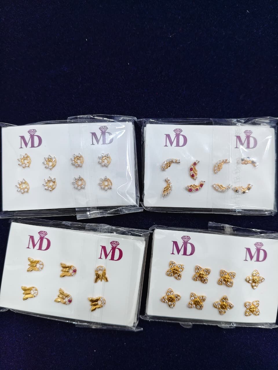 Traditional Gold Stud Earrings view 9
