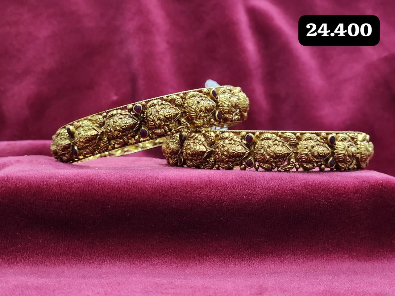 Traditional Golden Bangle view 9
