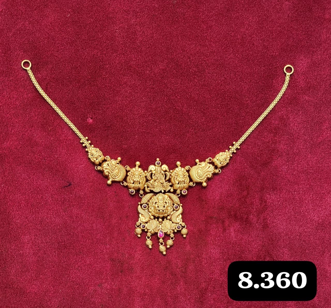 Traditional Pendent Gold Necklace view 10