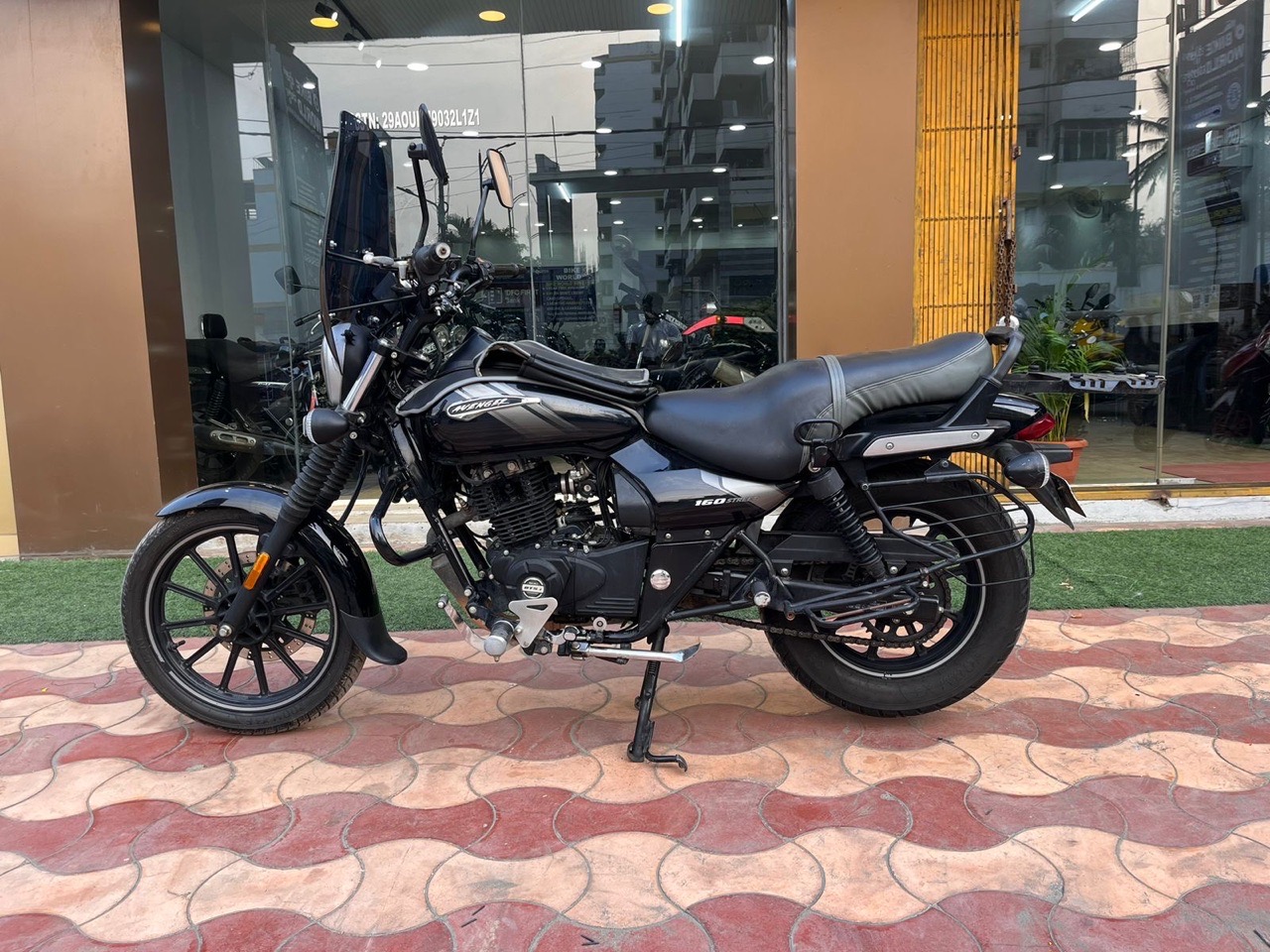 Bajaj Avenger Street 160/2022 Model view 5
