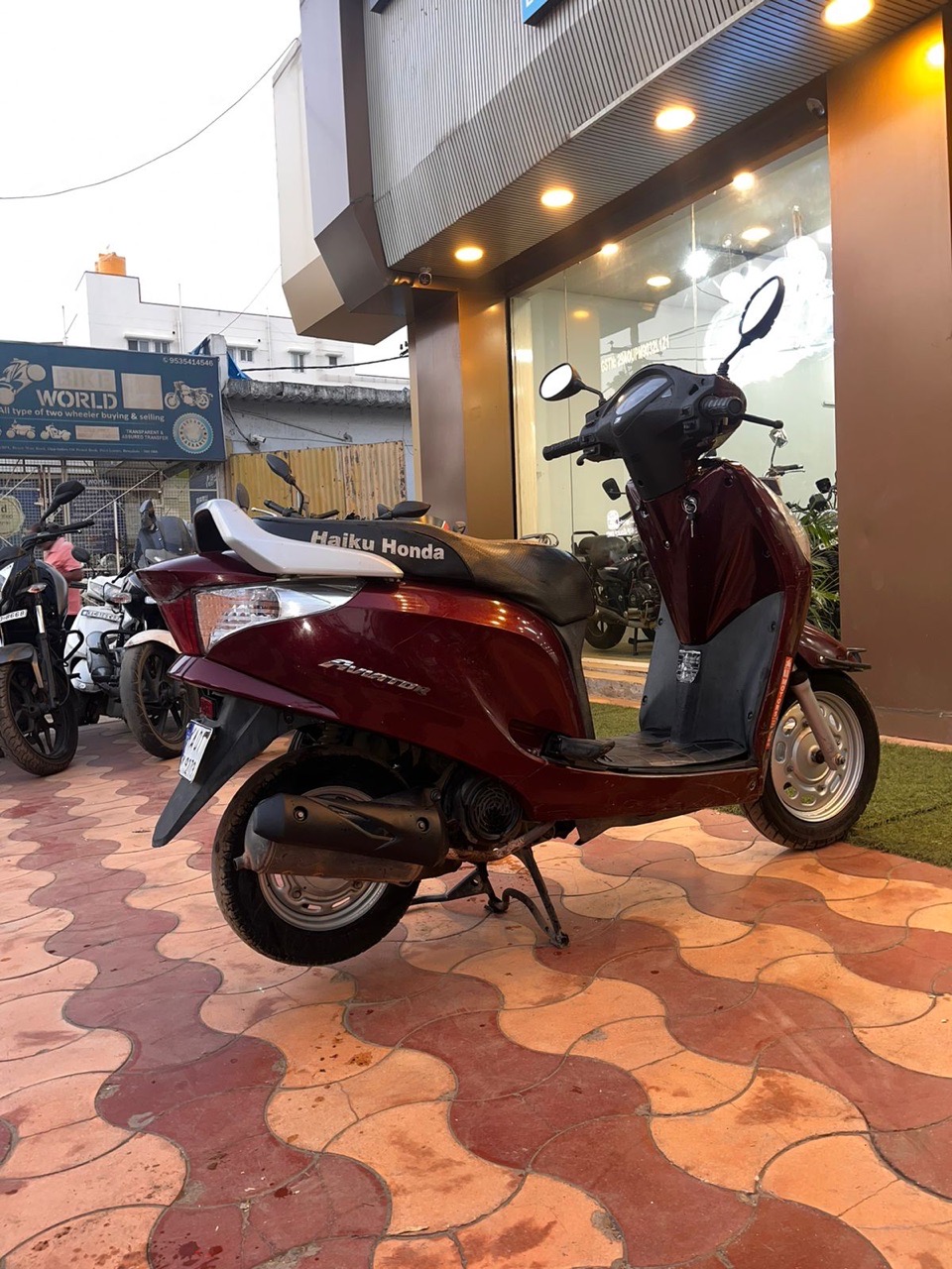 Honda Aviator/2012 Model view 6