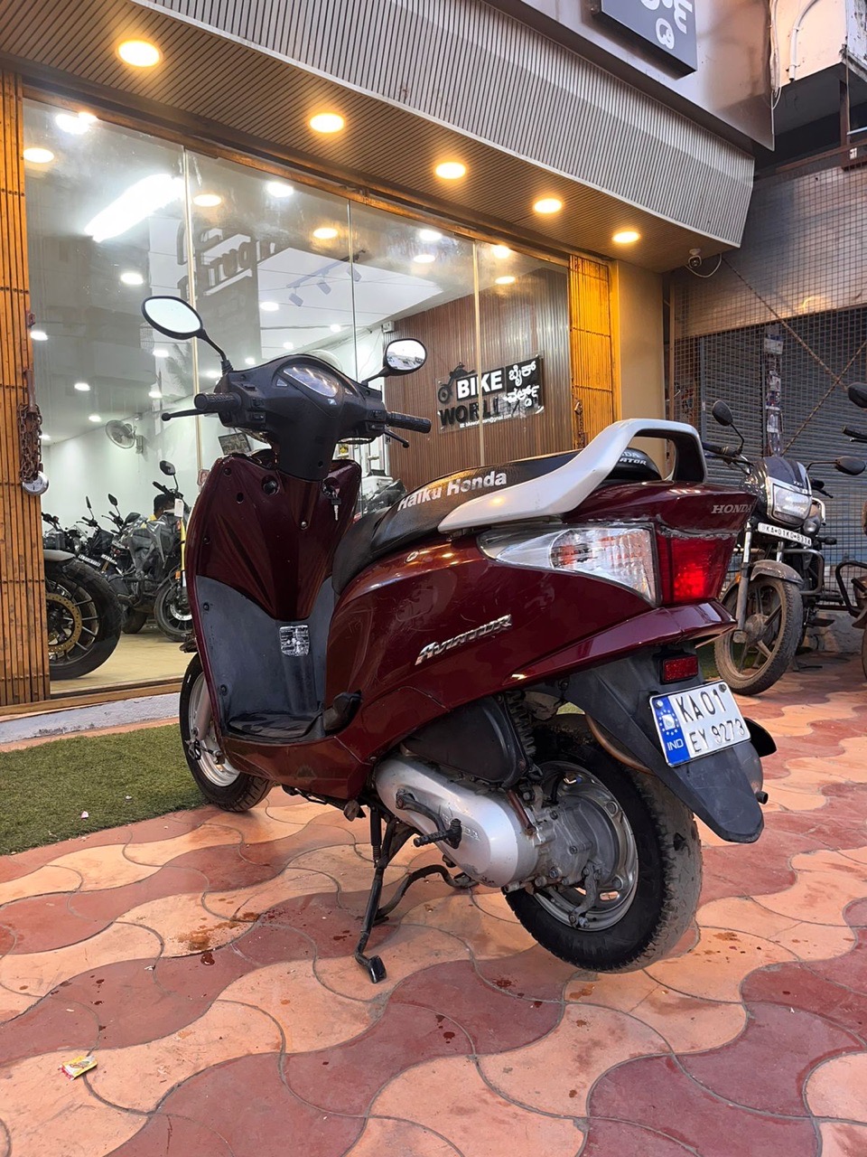 Honda Aviator/2012 Model view 8