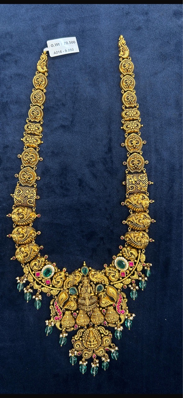 Traditional Gold Necklace1 view 9