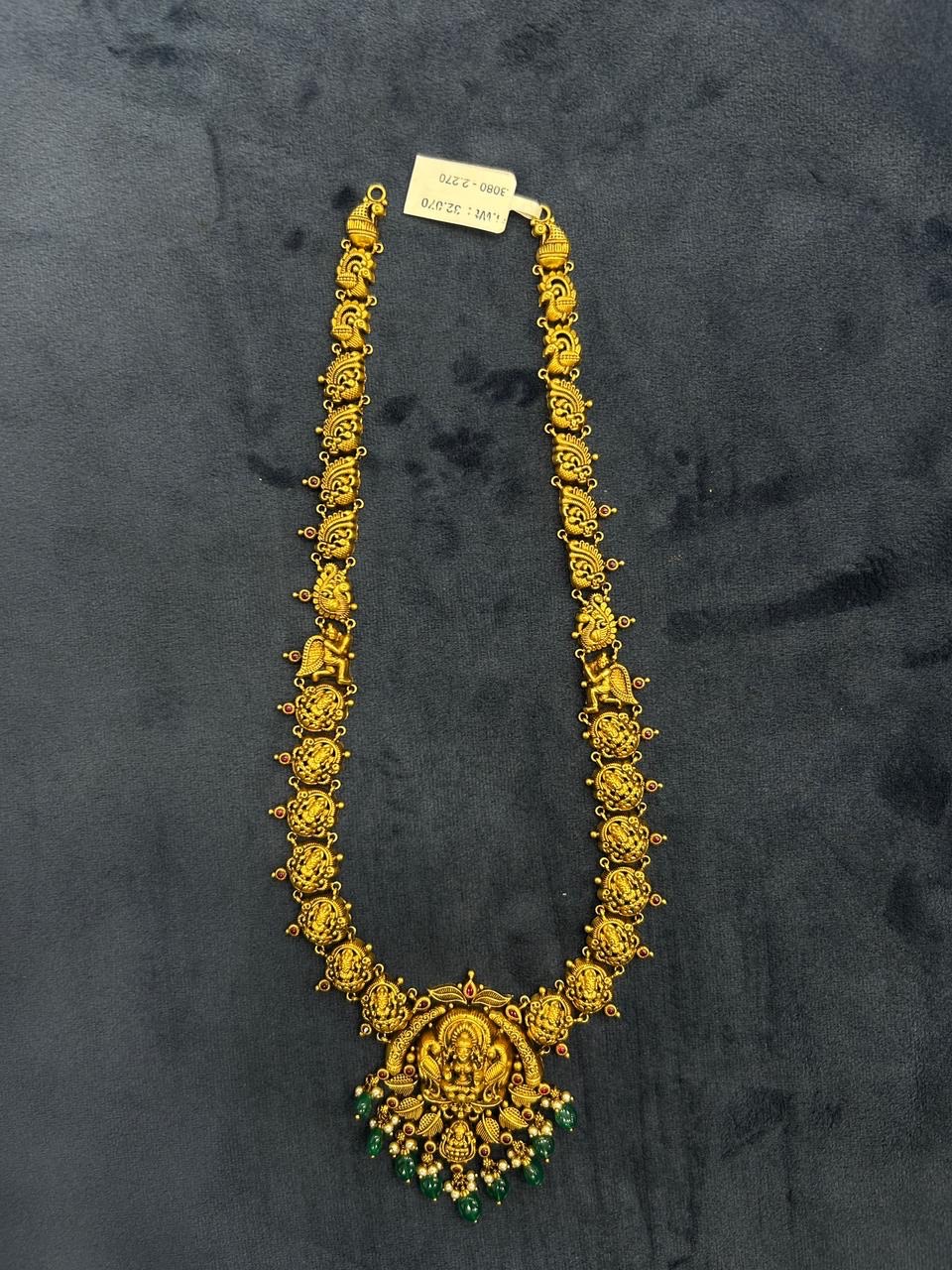 Traditional Gold Necklace1