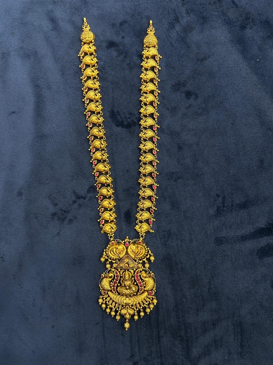 Traditional Gold Necklace2 view 9