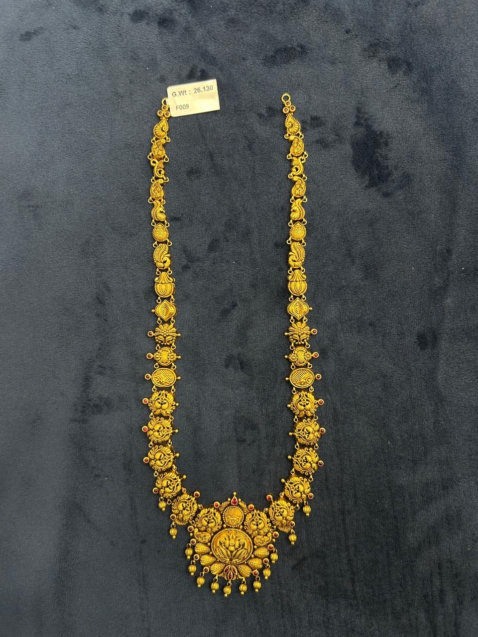 Traditional Gold Necklace2 view 8
