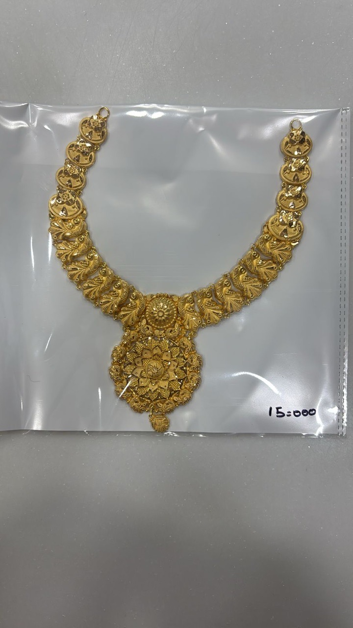 Traditional Gold Necklace4 view 5