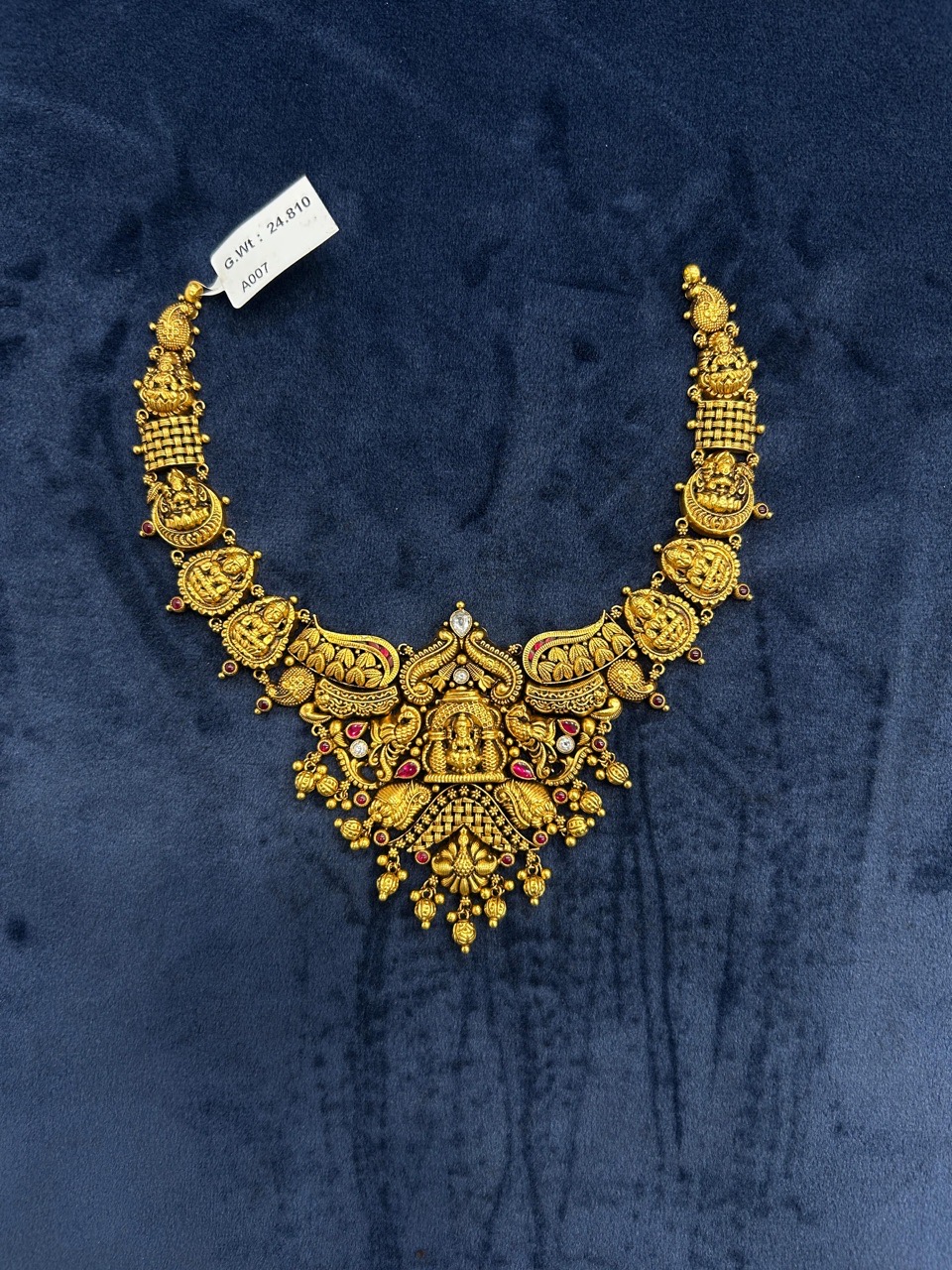 Traditional Gold Necklace4 view 2