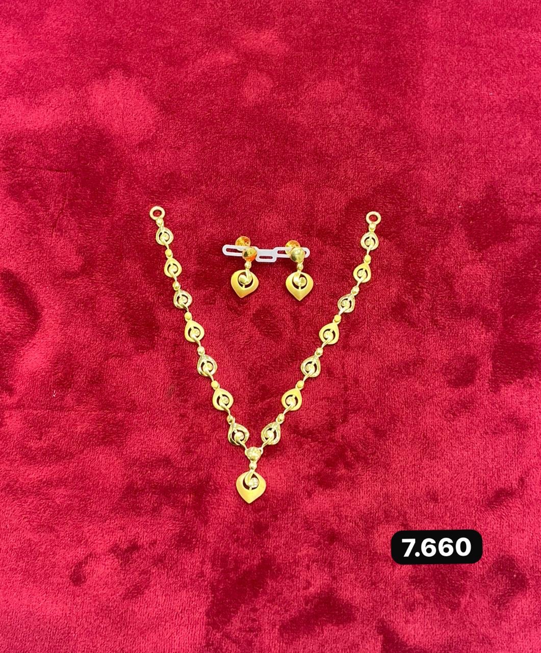 Casting Gold Necklace Set view 7