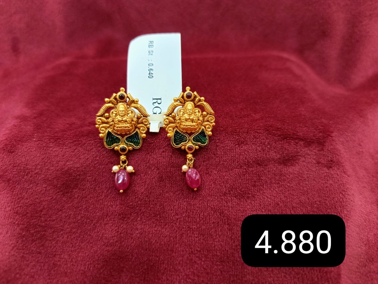 Goddess-Designed Gold Earrings view 7