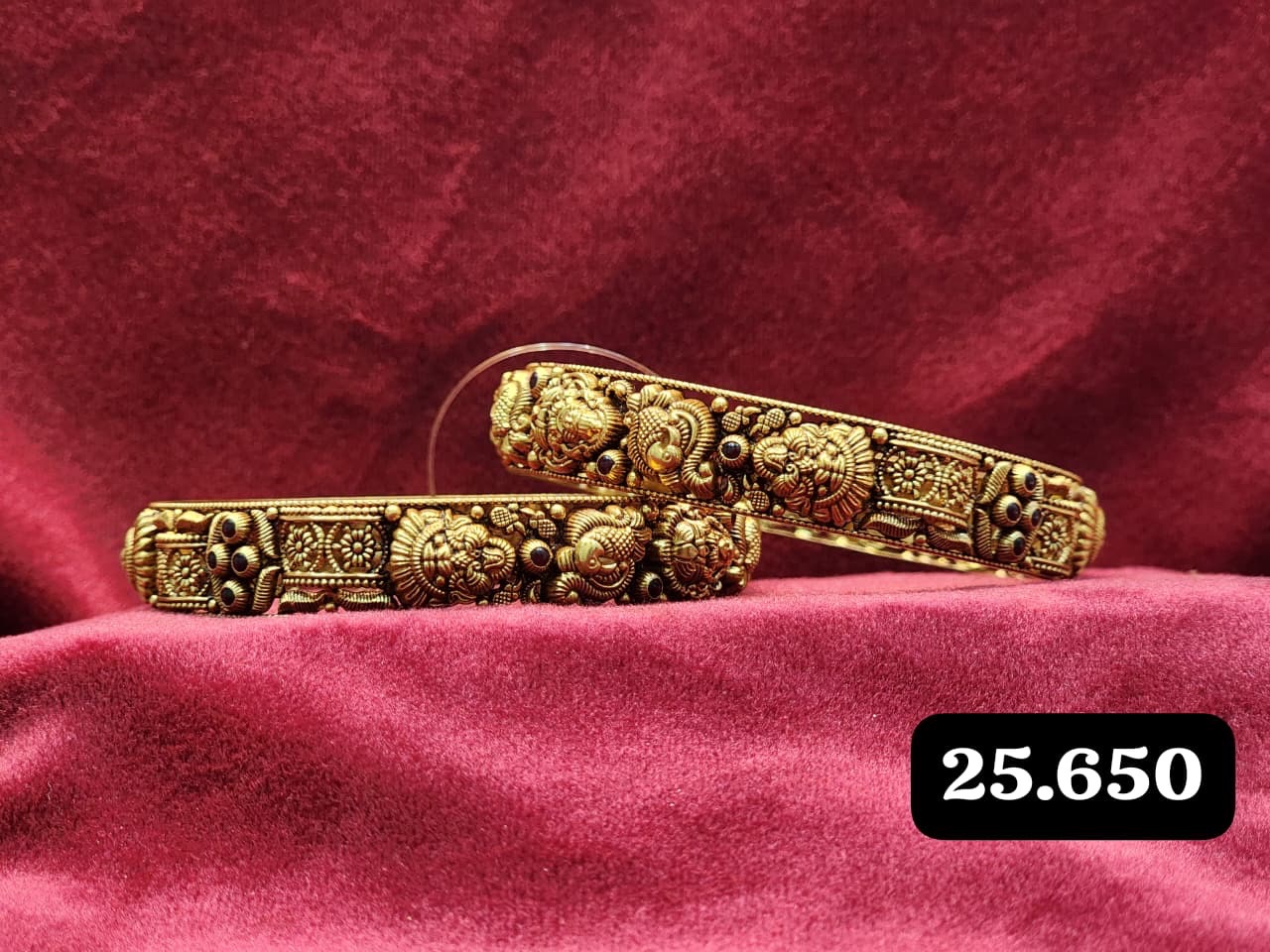 Traditional Gold Bangles1 view 3