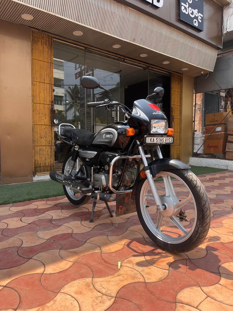 Hero Splendor Plus /2022 Model view 2