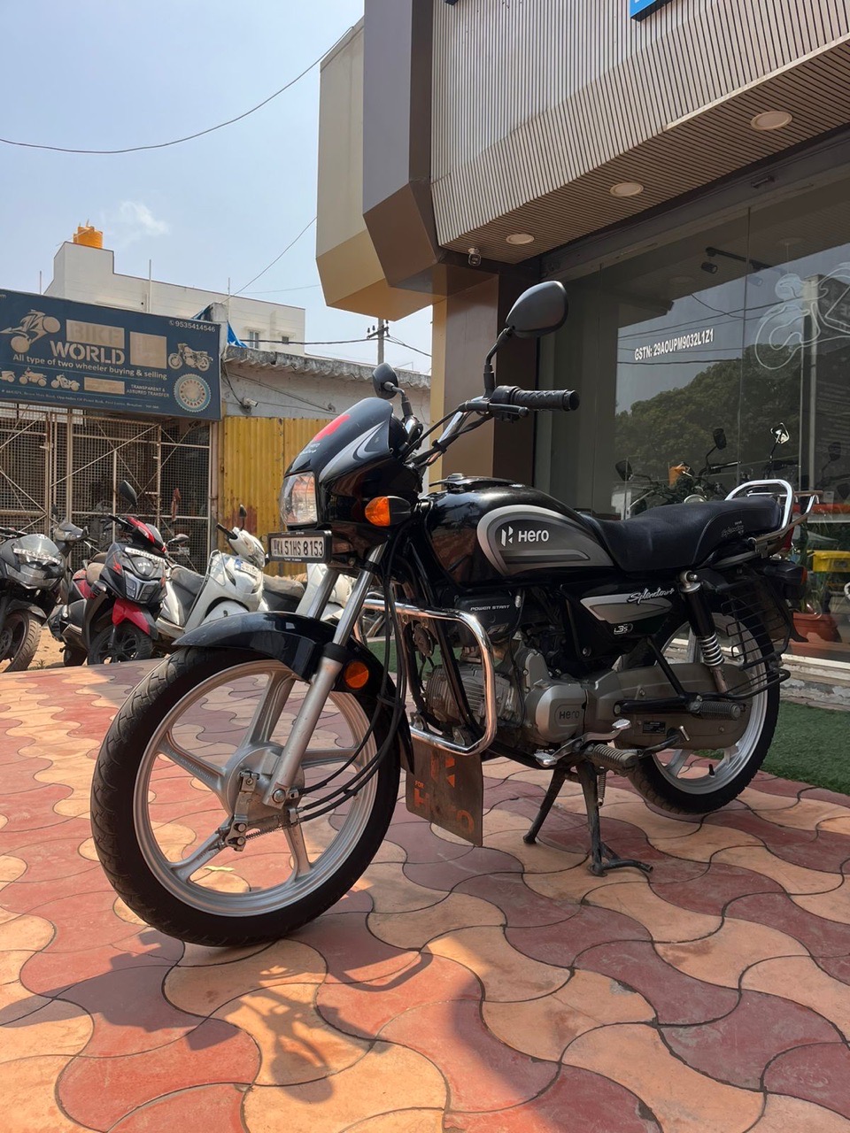 Hero Splendor Plus /2022 Model view 3