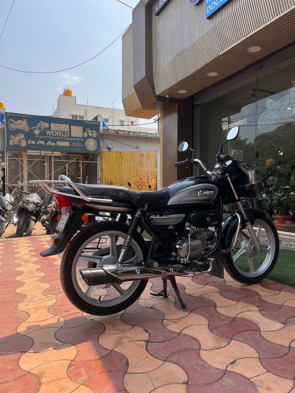 Hero Splendor Plus /2022 Model view 8